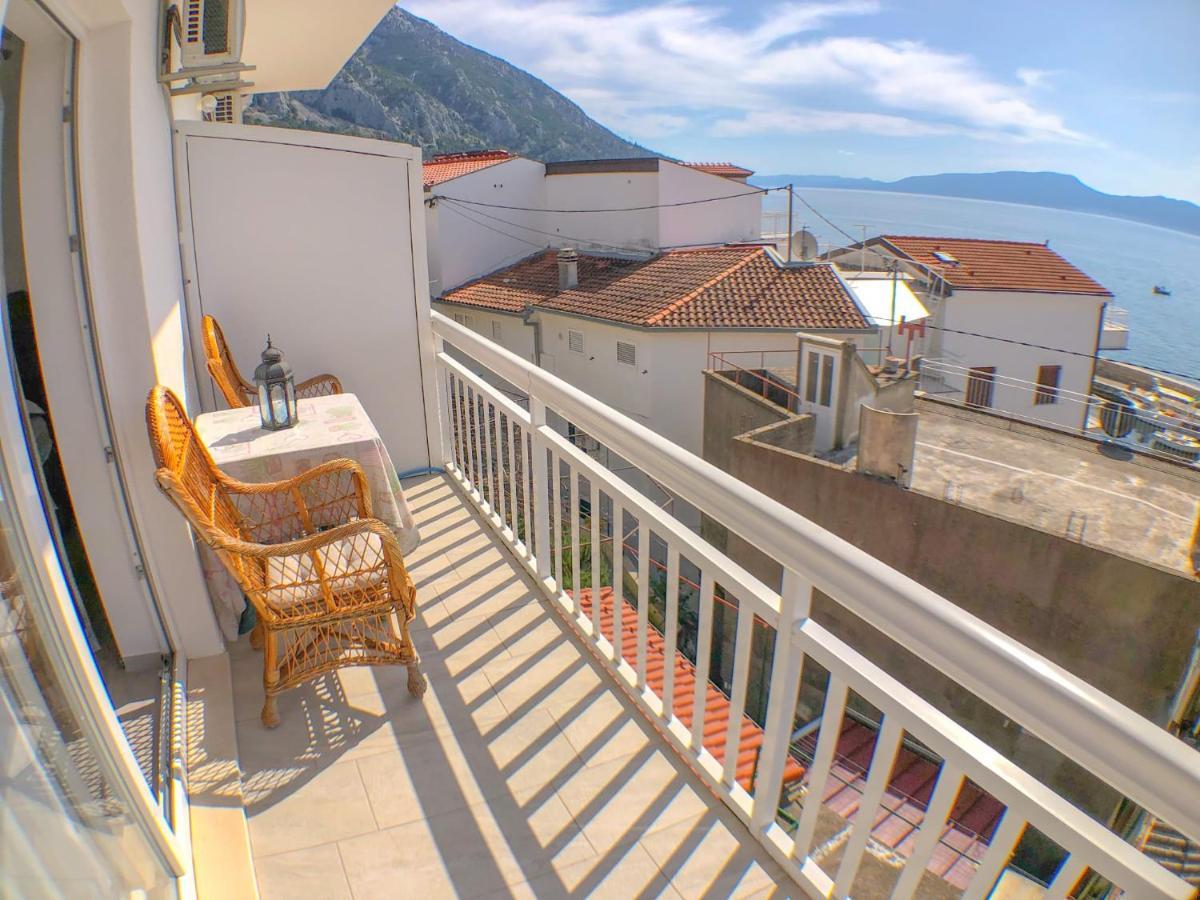 Apartmani Doris Gradac  Esterno foto
